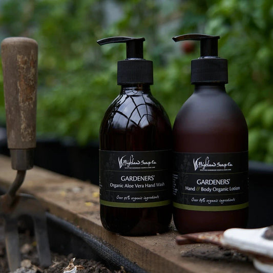 MoodCompanyNL - Gardeners' Range – Herstellend & Fris - Biologische Hand - & Bodylotion 300ml - 5060614510123