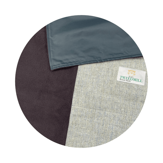 MoodCompanyNL - Picknickkleed Leisure Visgraat Grijs - Fleece - Waterdicht - 137x137cm - Tweedmill - 5060674575568