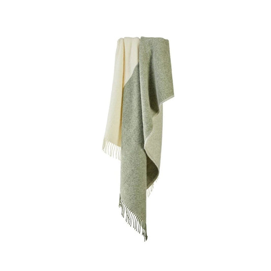 Plaid Moorland Groen Beige (Olive and Creame) - 150x183 - Nieuw Wol - Tweedmill UK by MoodCompanyNL