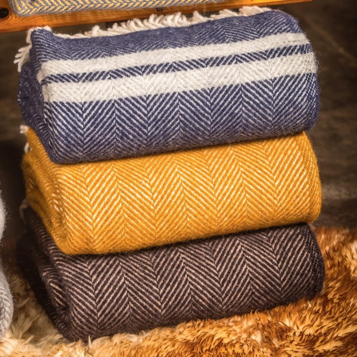 Plaid Visgraat Zwart met Lichtbruin (Vintage) - 150x183 - Nieuw Wol - Tweedmill UK by MoodCompanyNL
