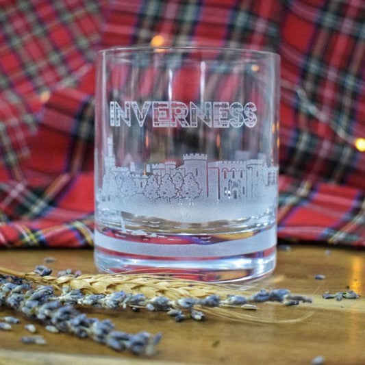 MoodCompanyNL - Whiskyglas Skyline Inverness - Gegraveerd - Glencairn Crystal Scotland - 6091020510512