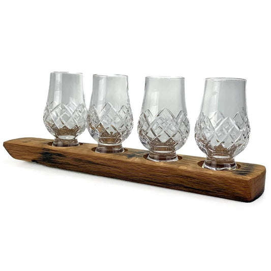 Whiskyglashouder van oude whiskyvaten met 4 Glencairn Cut Whiskyglazen - Darach en Glencairn Crystal Scotland by MoodCompanyNL