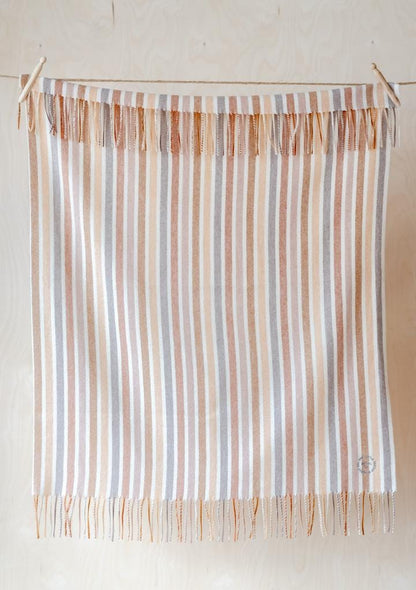 MoodCompanyNL - Babydekentje Gestreept Beige - 75x110 - Lamswol - TBCo Scotland - 5055603554851