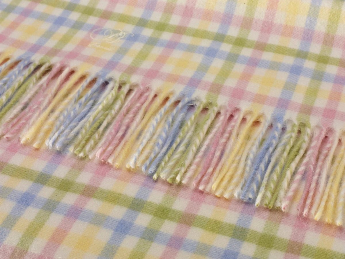 Babydekentje Gingham Pastel - 75x110 - Lamswol - TBCo Scotland by MoodCompanyNL