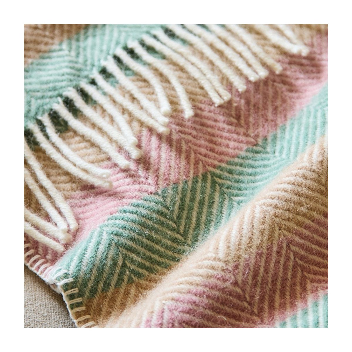 Mood Company - Babydekentje Stripe Summer Breeze – Pure New Wool – 68x73 cm - Tweedmill - 5060958306338