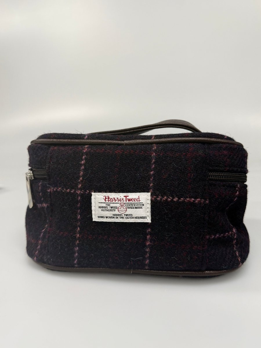 Mood Company - Harris Tweed Toilettas Donkerpaars en Bordeaux - Ritssluitingen - Handvat - Harris Tweed - 2312022103439