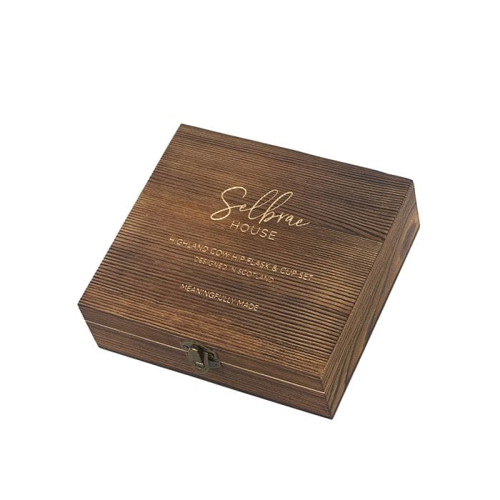 Mood Company - Heupfles Schotse Hooglander - Luxe Set - RVS - Gegraveerd - Selbraehouse Scotland - 5060949556612