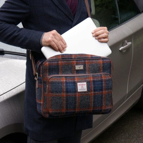 Mood_Company Harris Tweed Messengerbag Bowmont Grijs met Rood-bruine ruit (Grey and Rust Check)