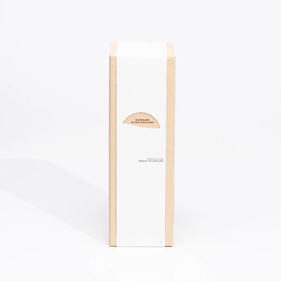 Mood Company - NIEUW! Reed Diffuser Winter Warmer - 10+ weken - Isle of Skye Candle - 5060346380995