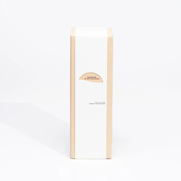 Mood Company - NIEUW! Reed Diffuser Winter Warmer - 10+ weken - Isle of Skye Candle - 5060346380995