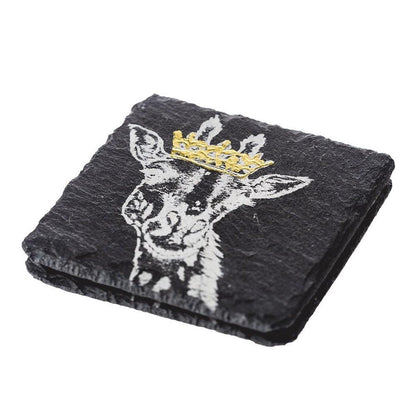 MoodCompanyNL - Onderzetters Giraffe met gouden kroon - Gegraveerd - Leisteen - Just Slate Company Scotland - 5060426287237