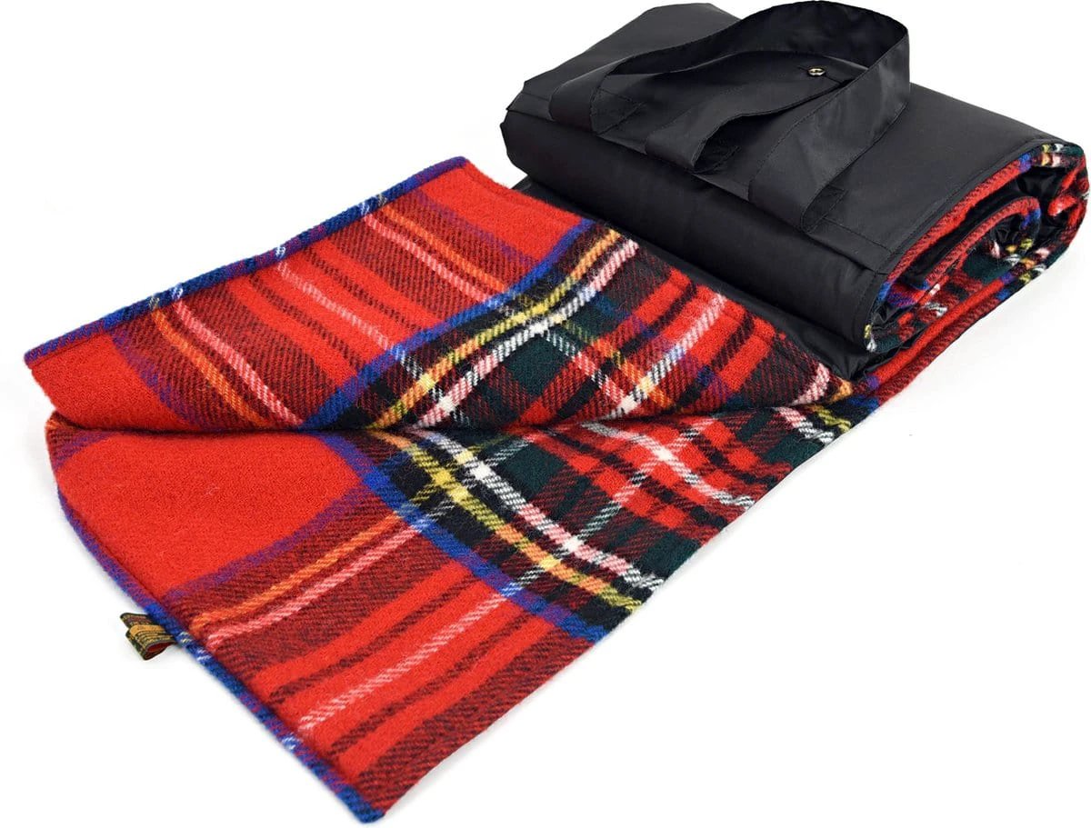 Picknickkleed Eventer Tartan Royal Stewart - Waterdicht - 137x170cm - Tweedmill by MoodCompanyNL
