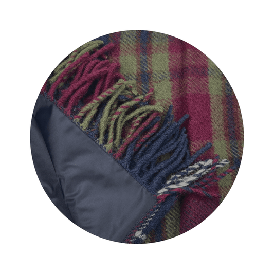 MoodCompanyNL - Picknickkleed Polo Tartan Morello - Wol - Waterdicht - 145x183cm - Tweedmill - 5060958301050