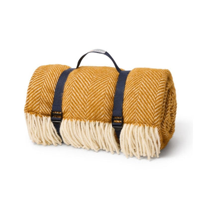 Mood Company - Picknickkleed Polo Visgraat English Mustard - Wol - Waterdicht - 150x183cm - Tweedmill - 5060674574745