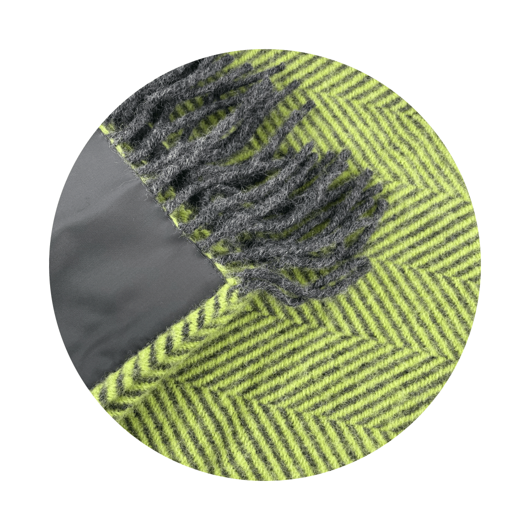 MoodCompanyNL - Picknickkleed Polo Visgraat Heldergroen met Donkergrijs - Wol - Waterdicht - 145x183cm - Tweedmill - 5060958302590