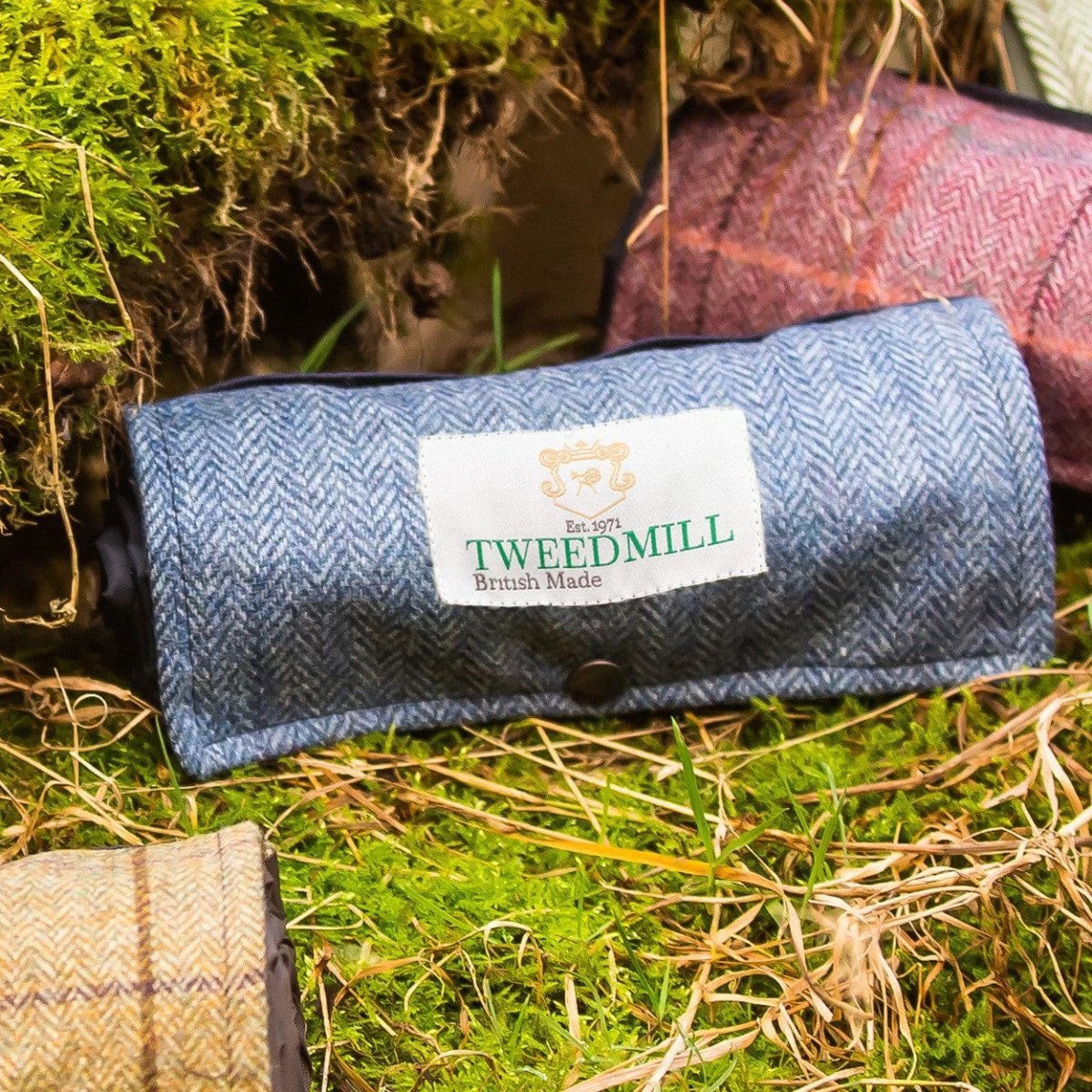 Picknickkleed Walker Visgraat Blauw - Tweed - Waterdicht - 66 × 98cm - Tweedmill by MoodCompanyNL