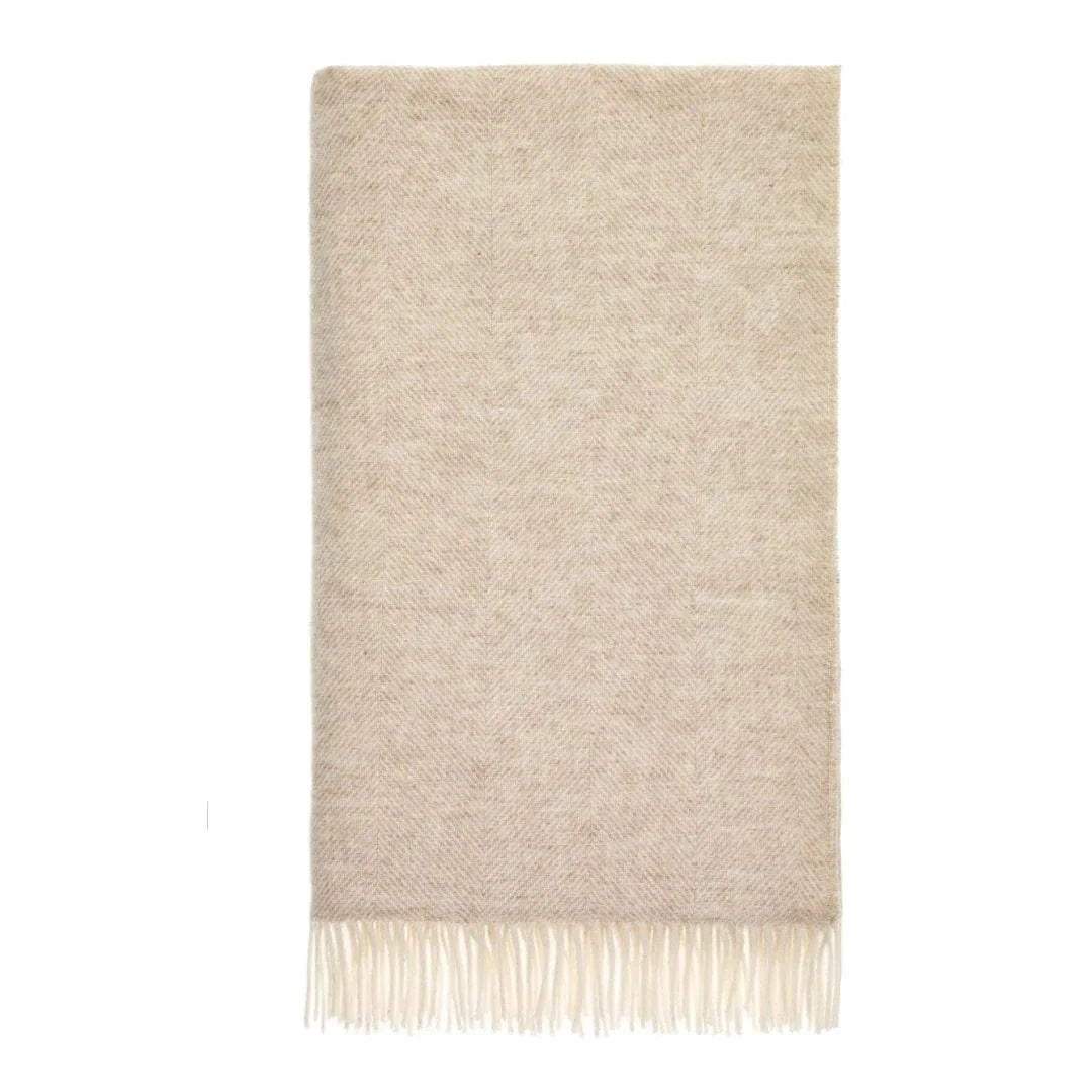 Plaid Visgraat Beige - Shetland Lamswol - 140x185 - Bronte by Moon Scotland by MoodCompanyNL