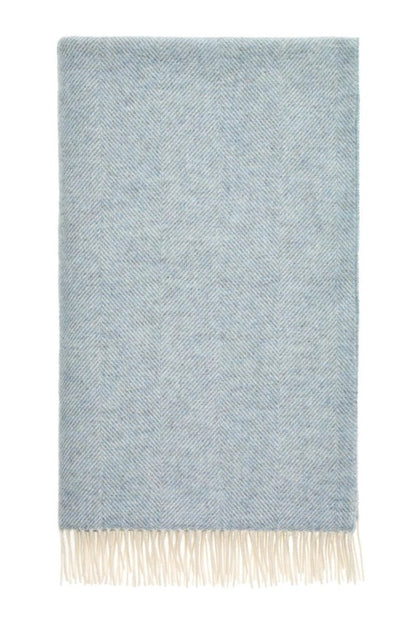 Plaid Visgraat Lichtblauw (Duck Egg) - Shetland Lamswol - 140x185 - Bronte by Moon Scotland by MoodCompanyNL