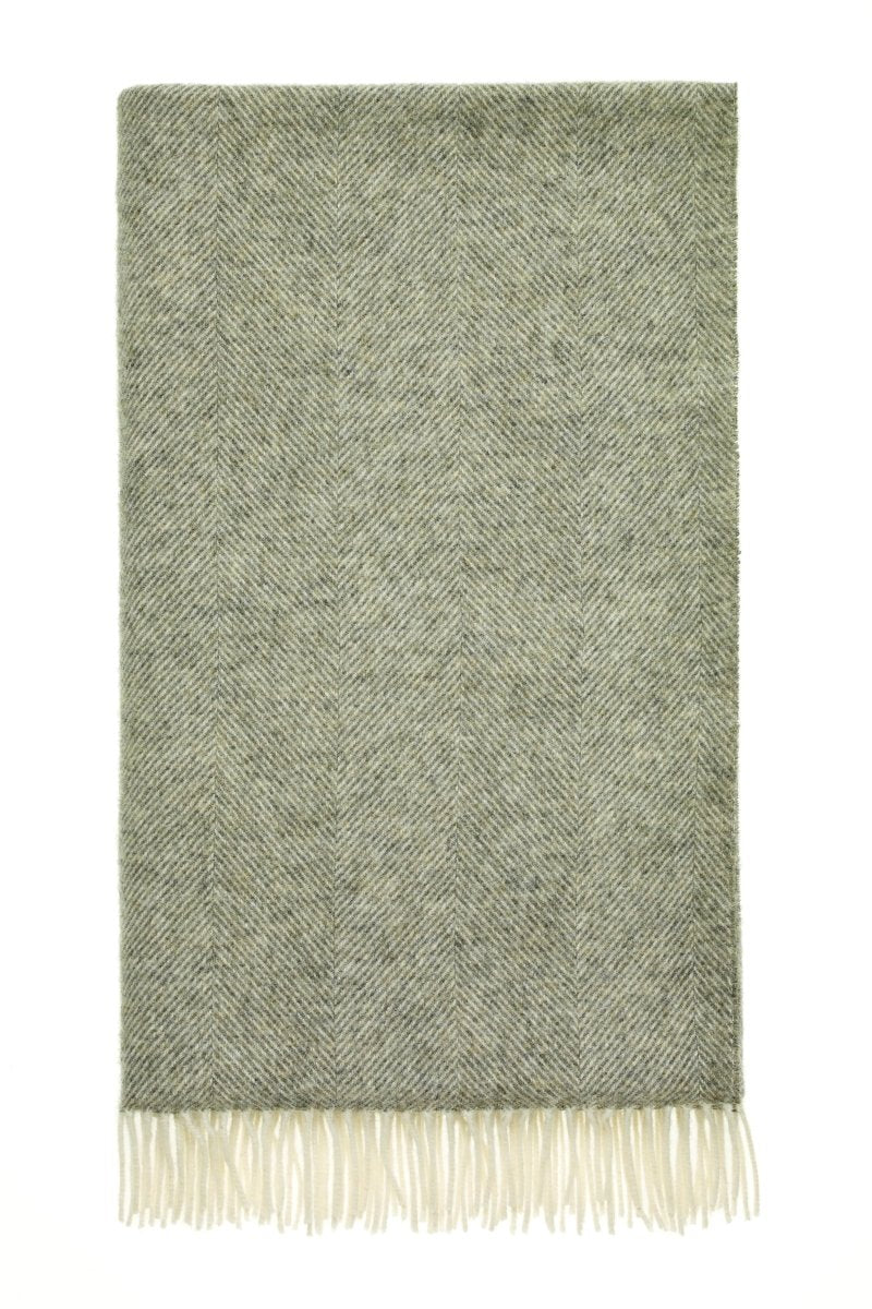 MoodCompanyNL - Plaid Visgraat Vintage Grijs - Shetland Lamswol - 140x185 - Bronte by Moon Scotland - 5057900121484