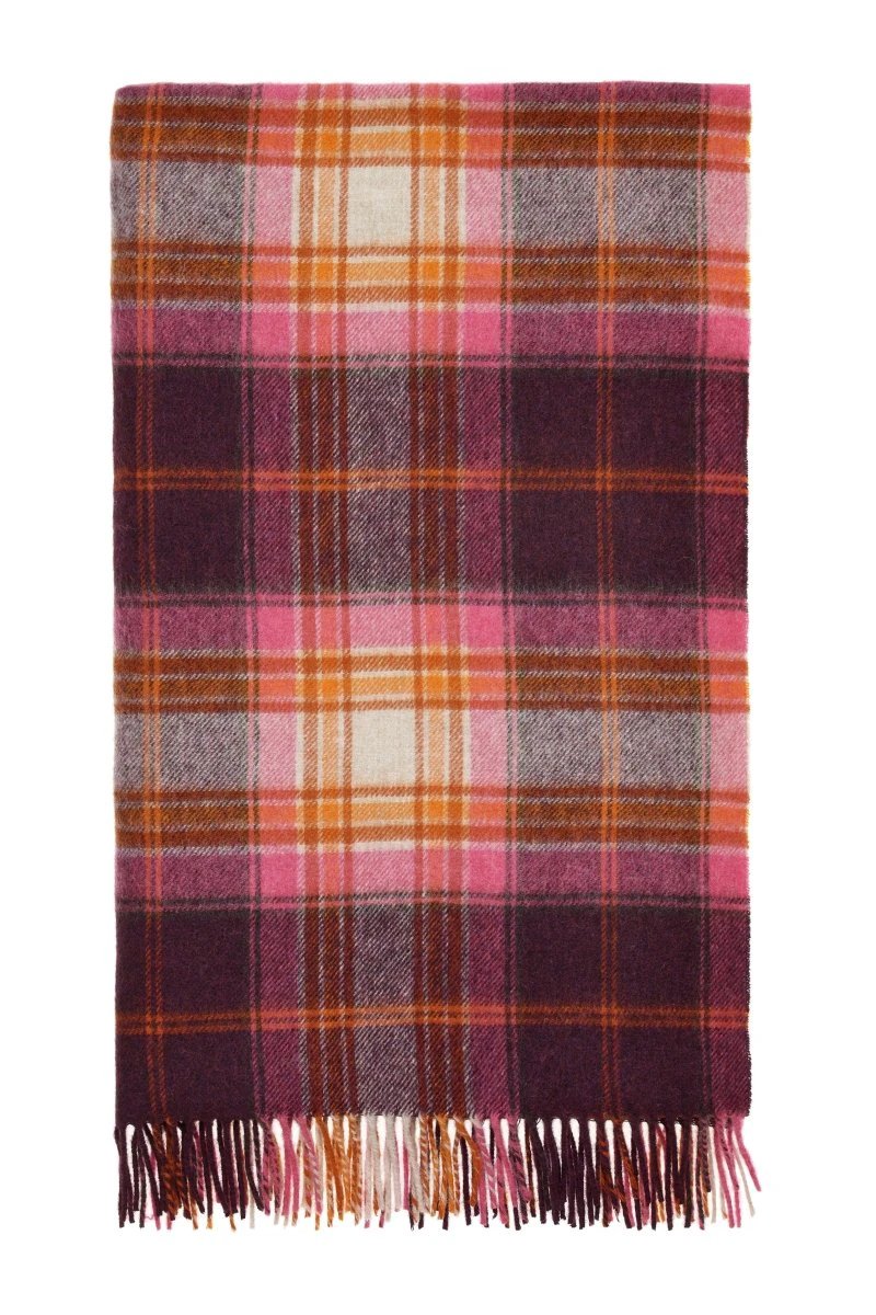 Plaid Winterton Burgundy Donkerrood - Merino Lamswol - 140x185 - Bronte by Moon Scotland by MoodCompanyNL
