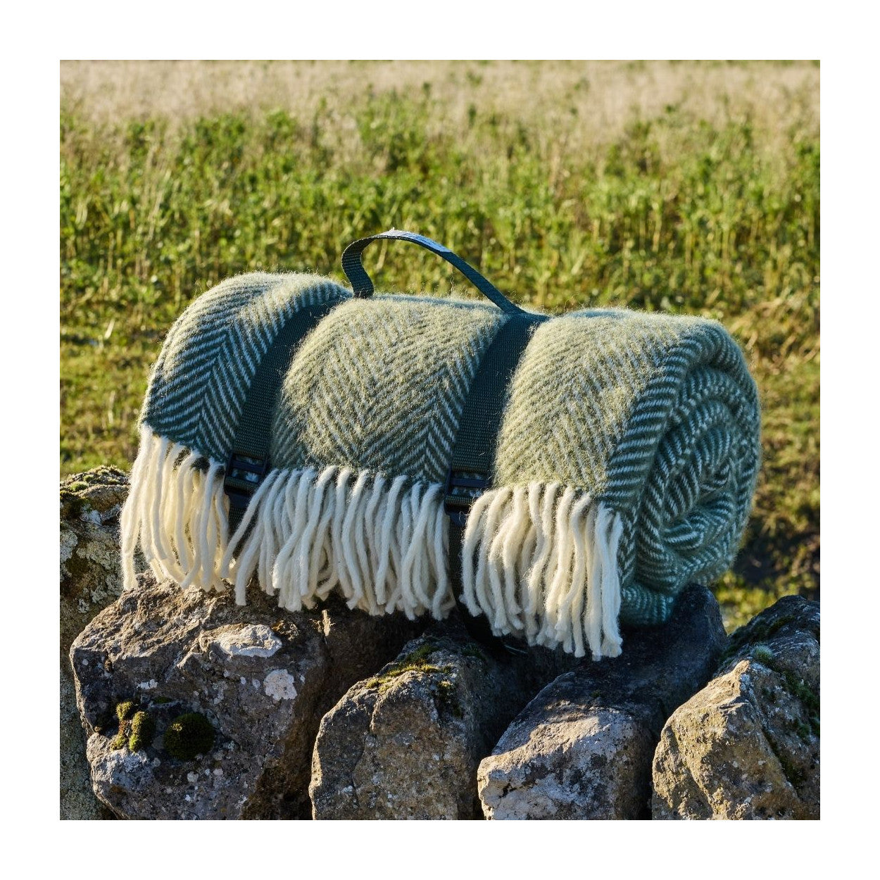 Picknickkleed Polo Visgraat Olive - Wol - Waterdicht - 150x183cm - Tweedmill