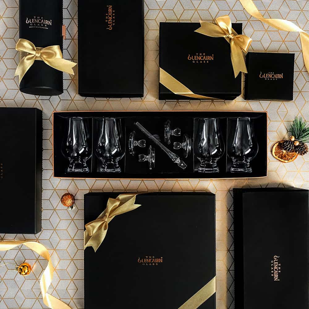 MoodCompanyNL - Proeverijset met 4 Whiskyglazen 4 Proeferijdoppen en 1 Pipette - Geschenkverpakking - Glencairn Crystal Scotland - 6095633047045