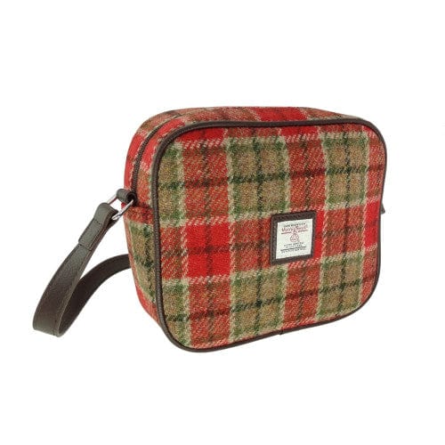 MoodCompanyNL - Schoudertas Almond Rood Groen Tartan - 19x21x7 - Harris Tweed - Glen Appin of Scotland - 5061035010599