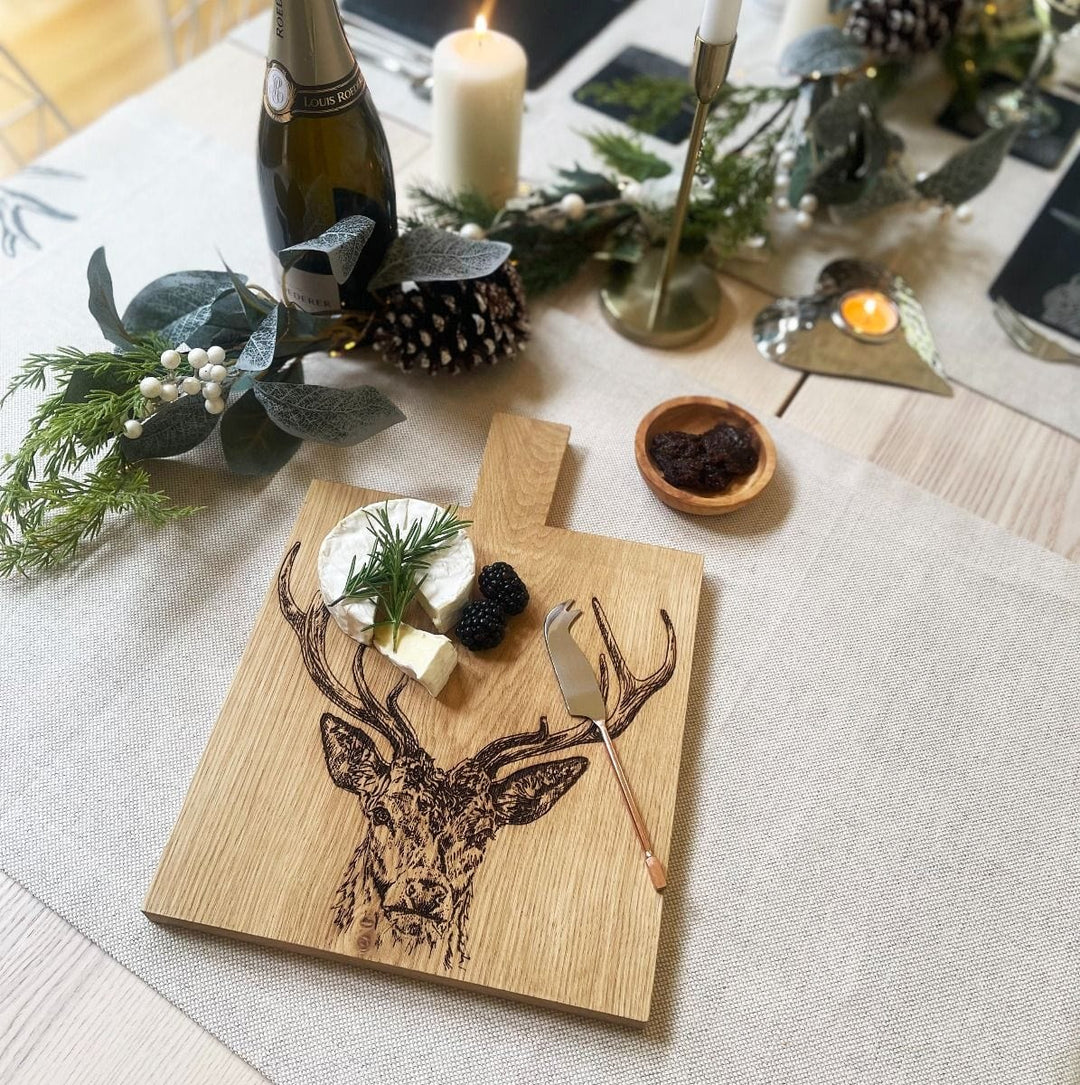 MoodCompanyNL - Serveerplank Edelhert Medium - 35x25 - Schots Eikenhout - Scottish Made - 5060718718104