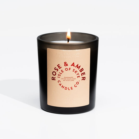 Mood Company - Sojawaskaars Rose & Amber - Black Tumbler - Handgemaakt - 45 uur - Isle of Skye Candle Company - 