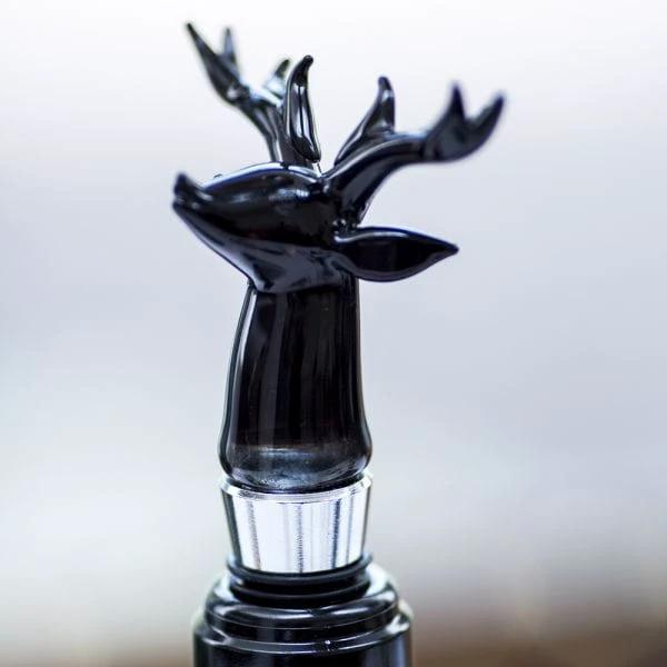 Stag Wine Bottle Stopper by MoodCompanyNL