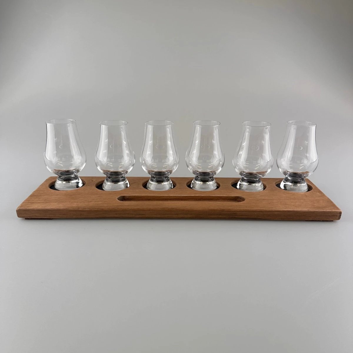 Whiskyglashouder Breed met glaswerk - Handgemaakt - E.W.B. België by MoodCompanyNL