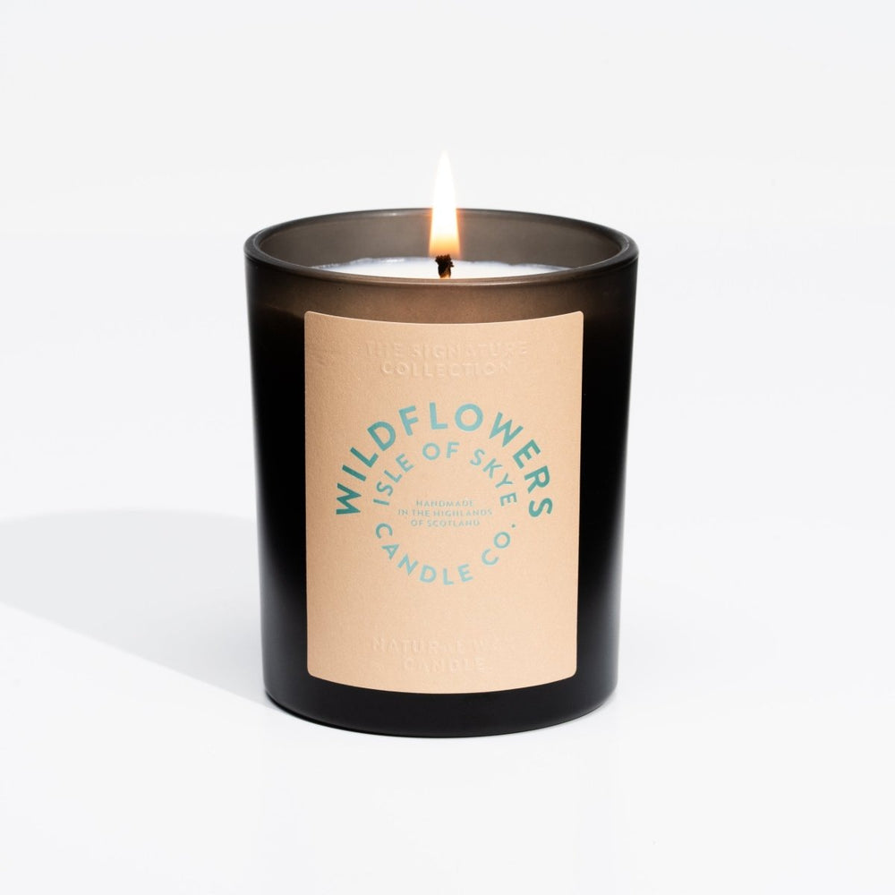 Mood Company - Wildflowers Black Tumbler – 45 uur - Bloemig - Isle of Skye Candle - 6151218050067